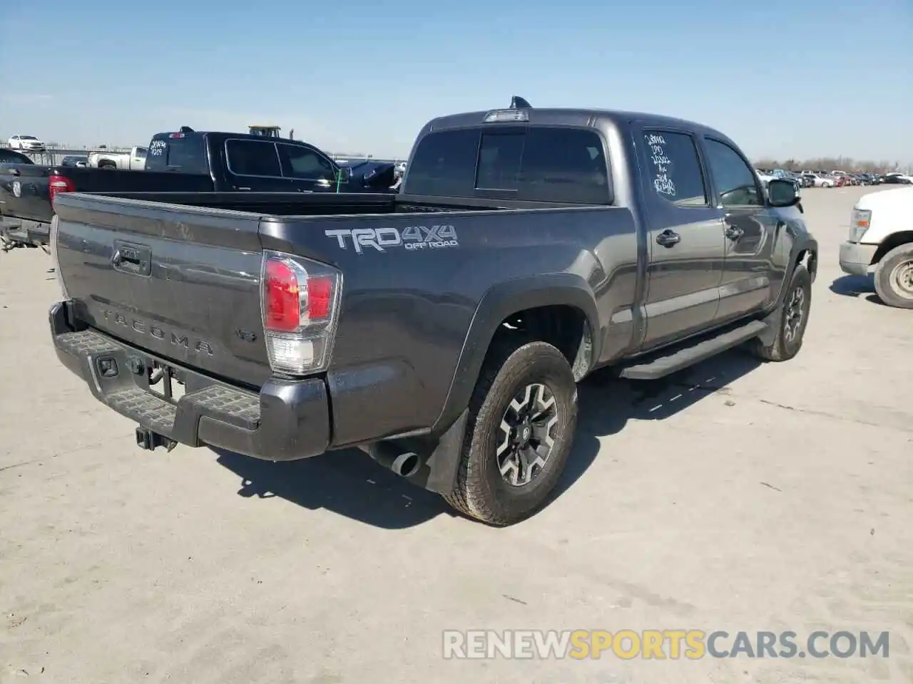 4 Photograph of a damaged car 5TFDZ5BN1LX051161 TOYOTA TACOMA 2020