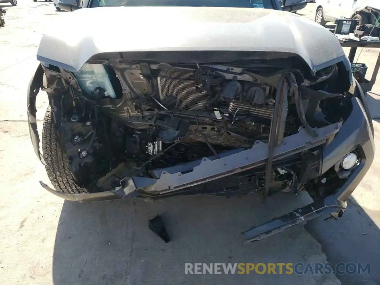 9 Photograph of a damaged car 5TFDZ5BN1LX051161 TOYOTA TACOMA 2020