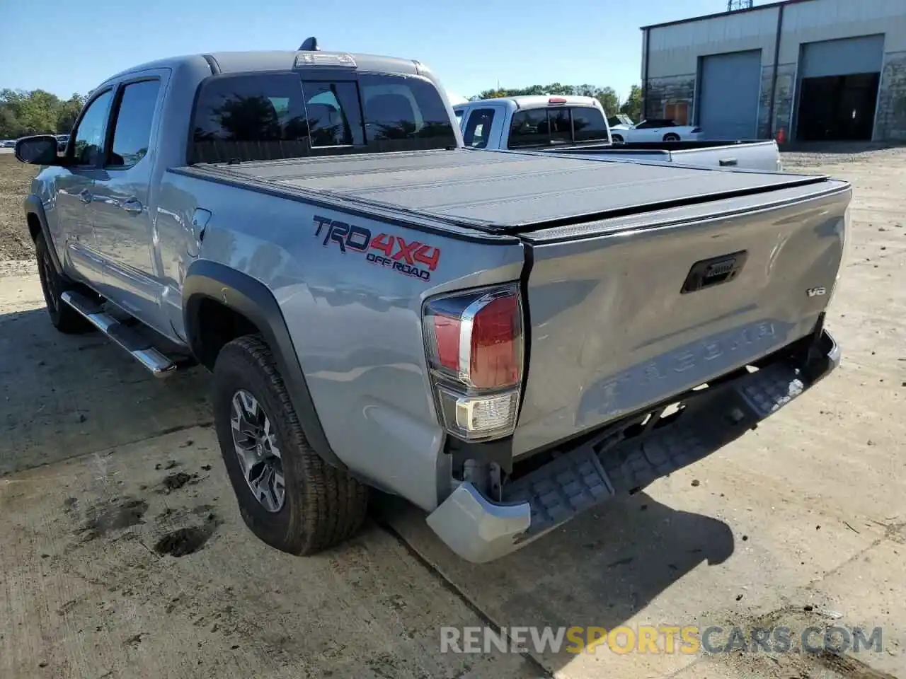 3 Photograph of a damaged car 5TFDZ5BN5LX048151 TOYOTA TACOMA 2020