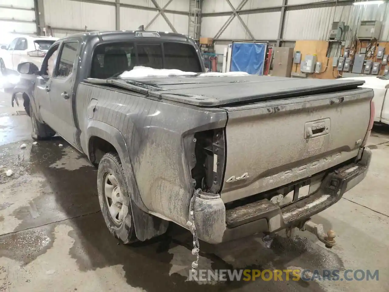 3 Photograph of a damaged car 5TFDZ5BN8LX047303 TOYOTA TACOMA 2020