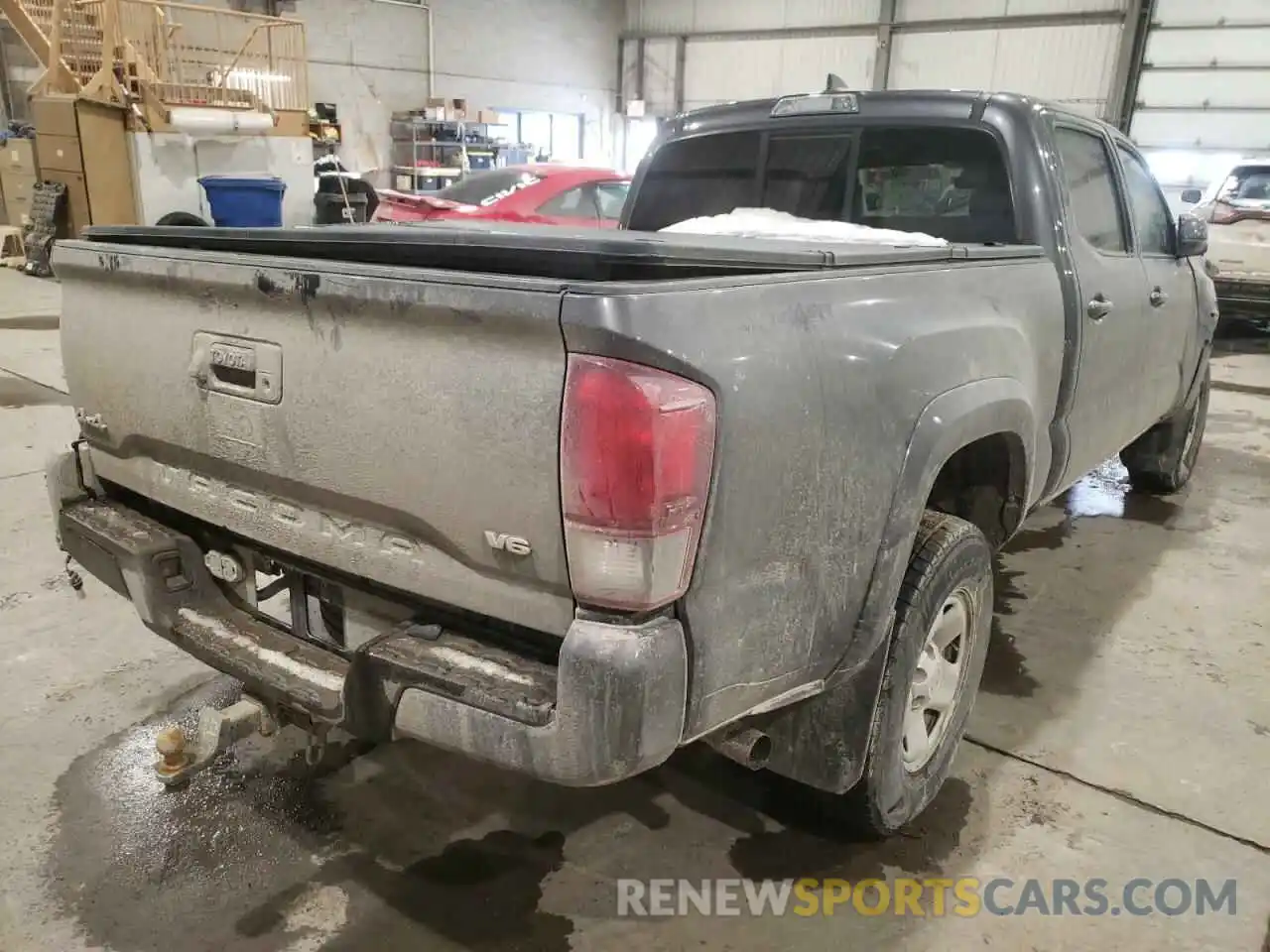 4 Photograph of a damaged car 5TFDZ5BN8LX047303 TOYOTA TACOMA 2020