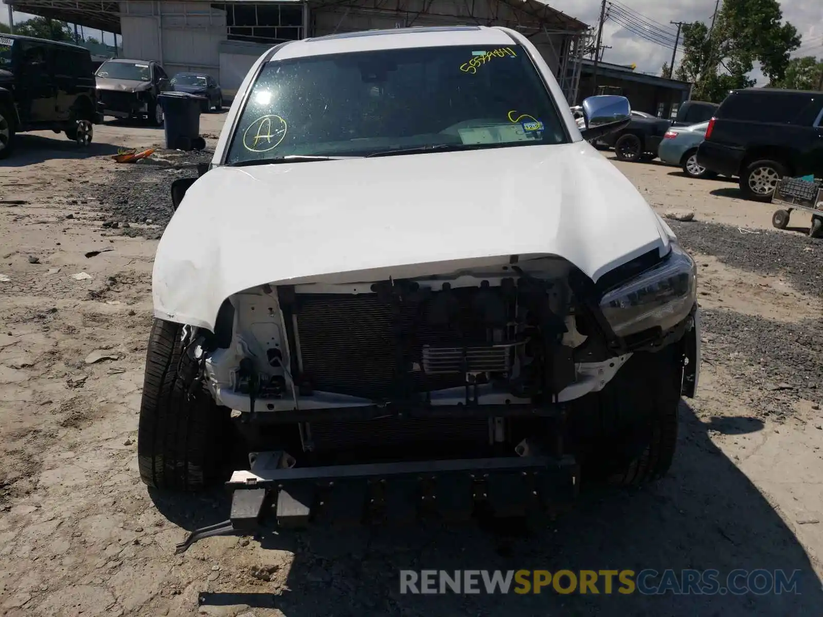 9 Photograph of a damaged car 5TFEZ5CN2LX090814 TOYOTA TACOMA 2020