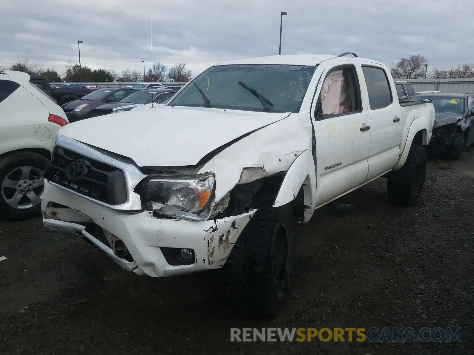 2 Photograph of a damaged car 5TFLU4EN3FX136314 TOYOTA TACOMA 2020