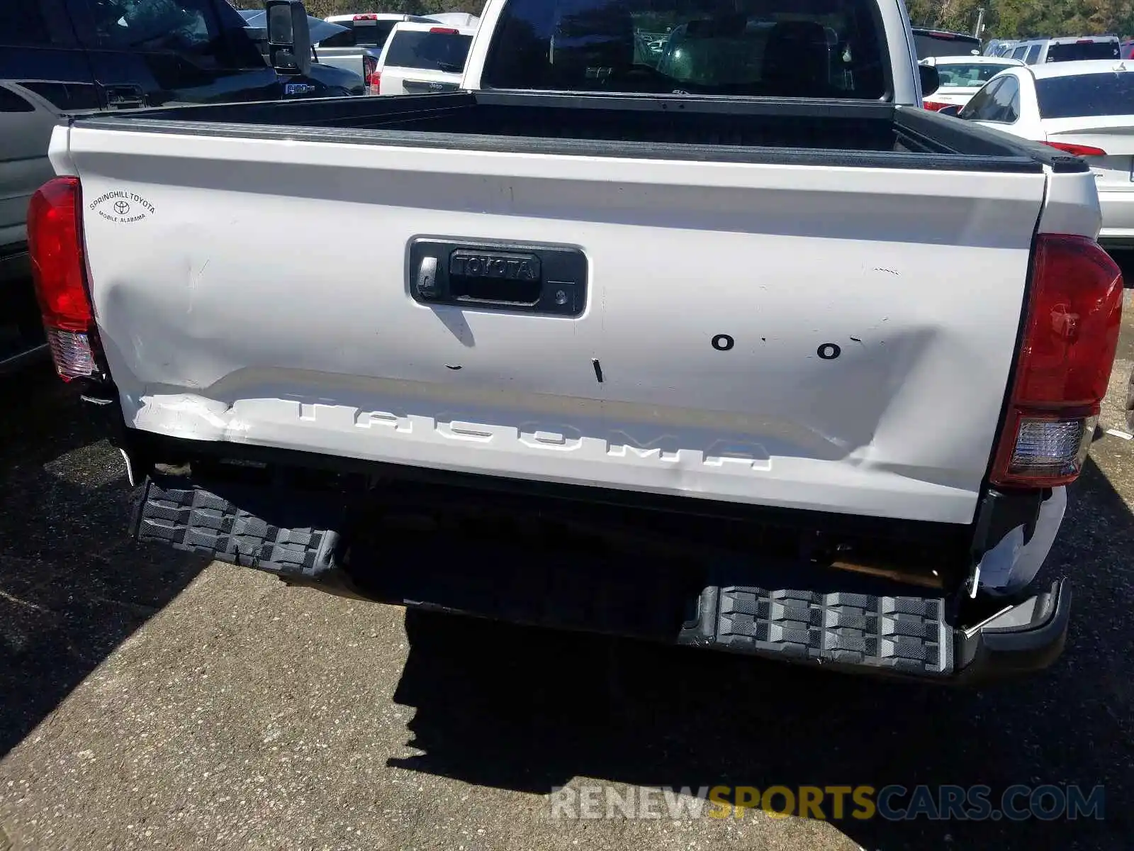 9 Photograph of a damaged car 5TFRX5GN0LX166645 TOYOTA TACOMA 2020