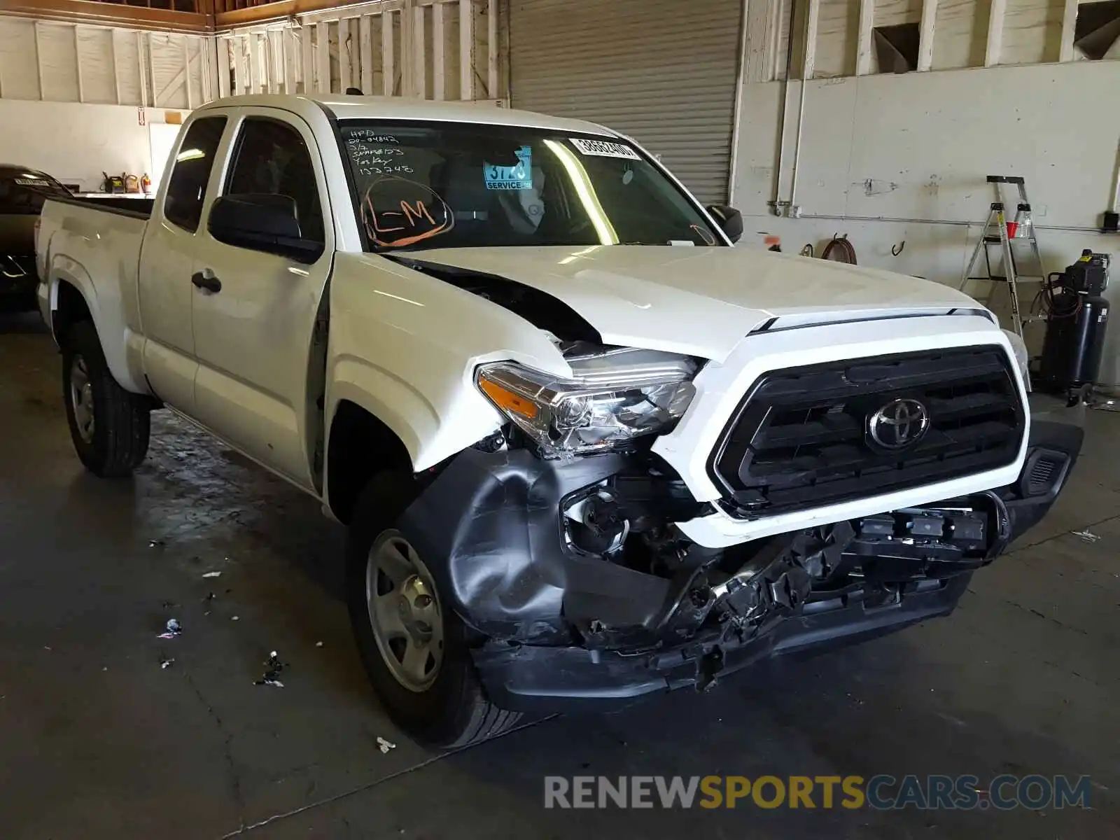 1 Photograph of a damaged car 5TFRX5GN0LX167715 TOYOTA TACOMA 2020