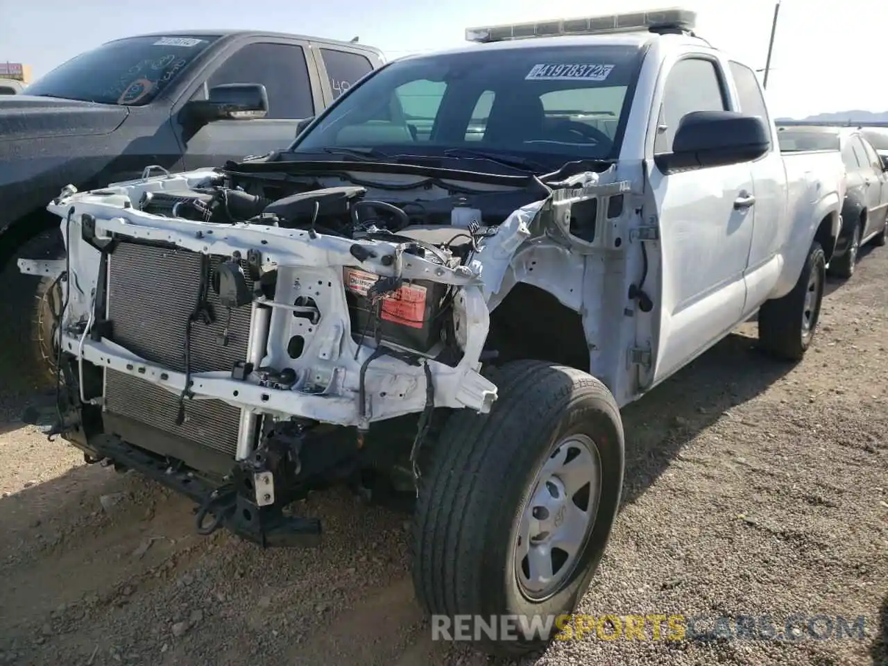 2 Photograph of a damaged car 5TFRX5GN0LX171411 TOYOTA TACOMA 2020