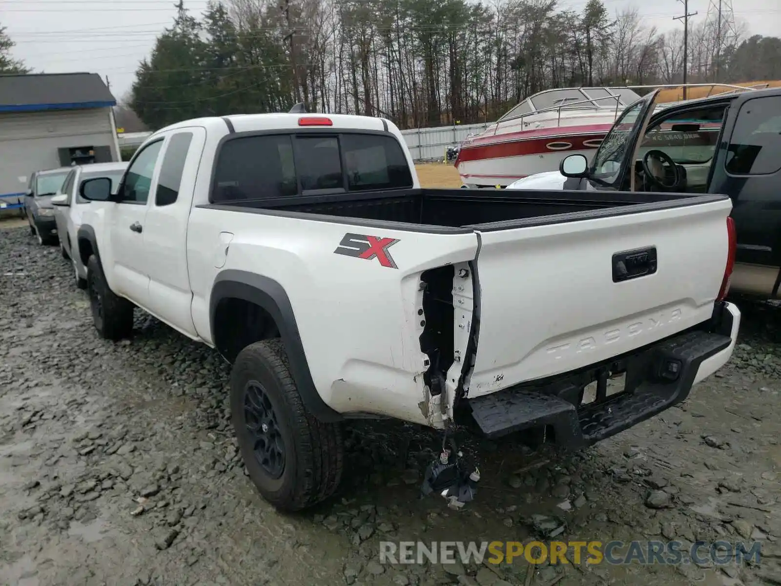 3 Photograph of a damaged car 5TFRX5GN0LX172543 TOYOTA TACOMA 2020