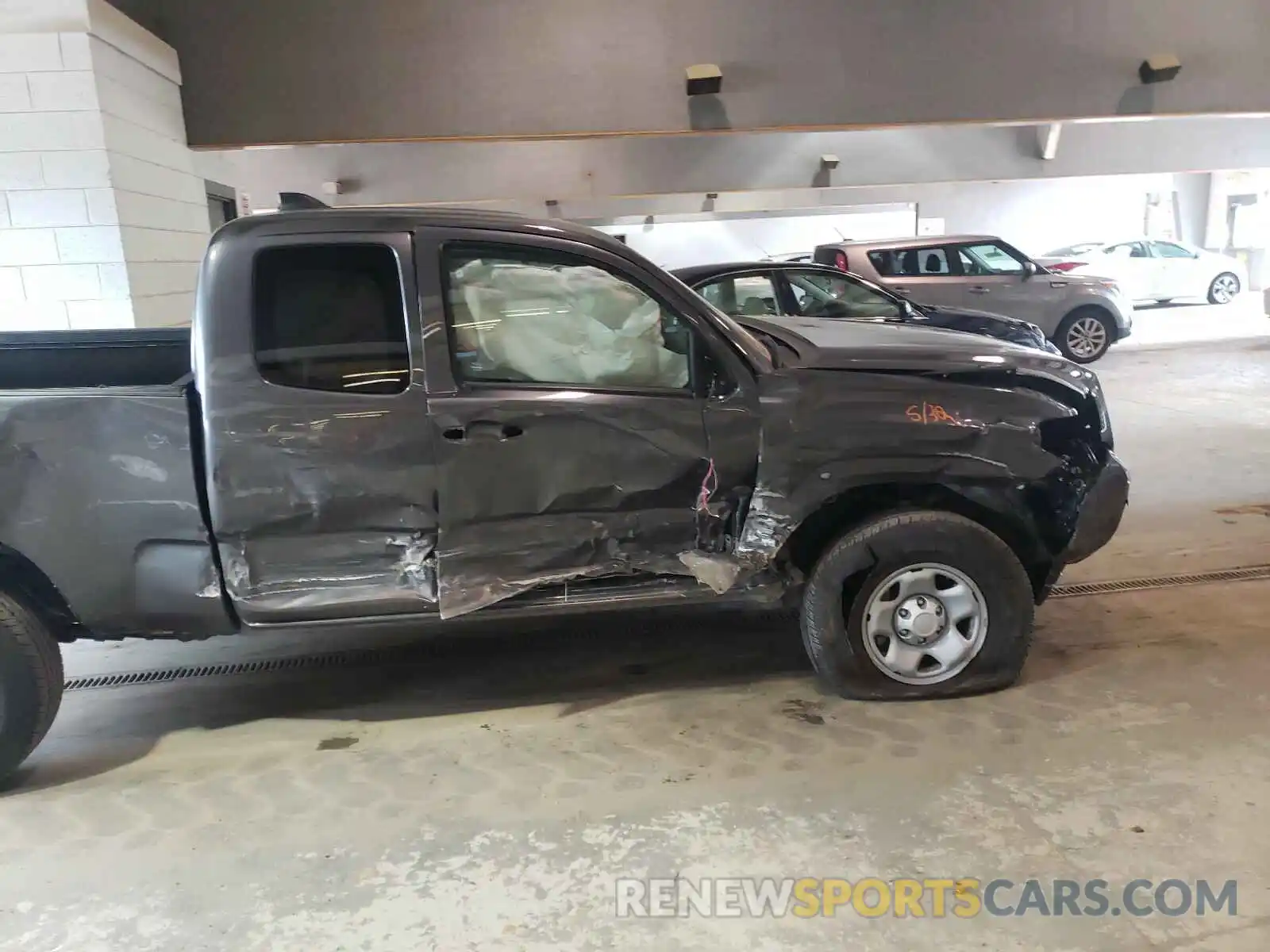 9 Photograph of a damaged car 5TFRX5GN0LX178441 TOYOTA TACOMA 2020