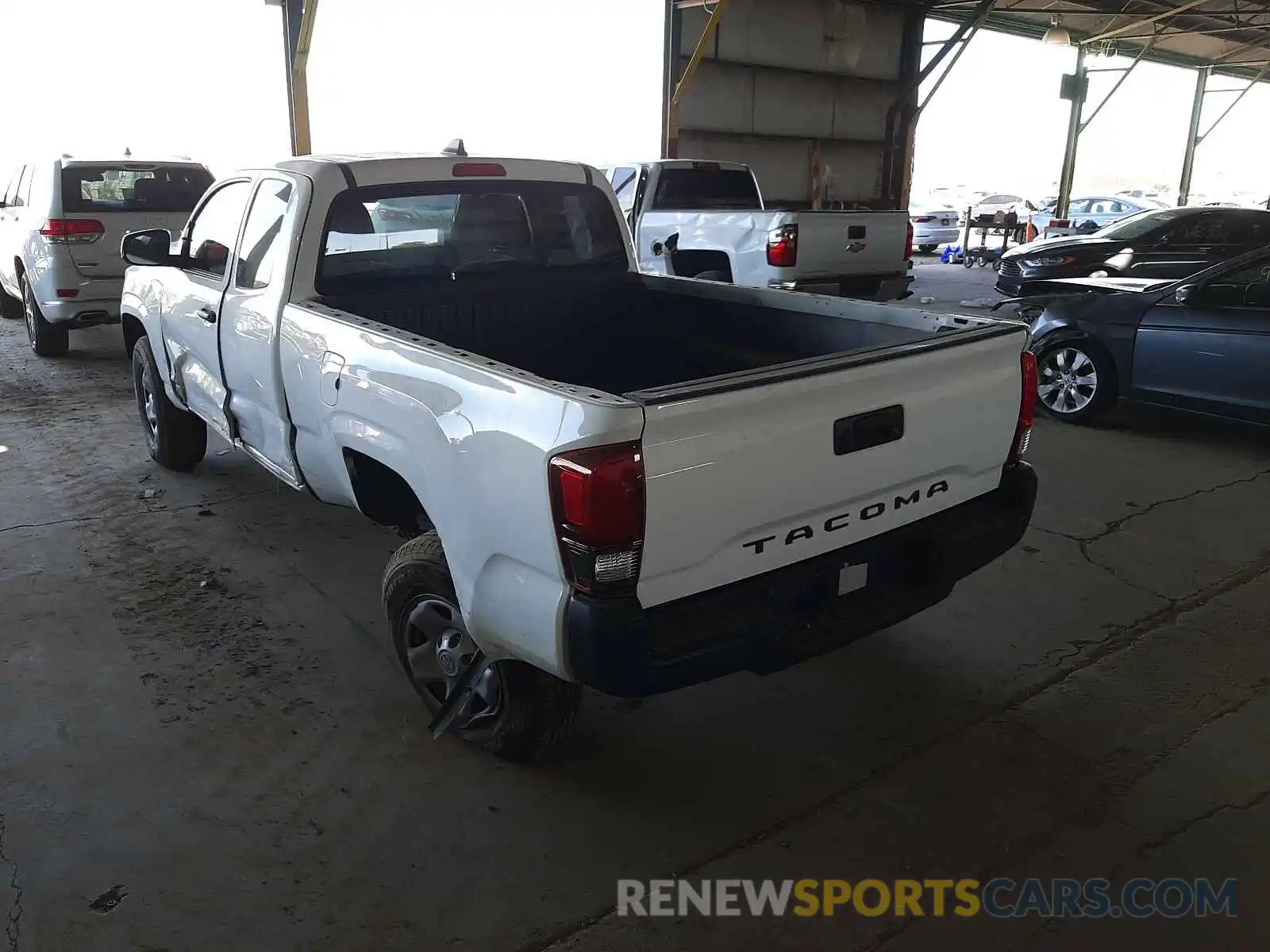 3 Photograph of a damaged car 5TFRX5GN0LX181064 TOYOTA TACOMA 2020