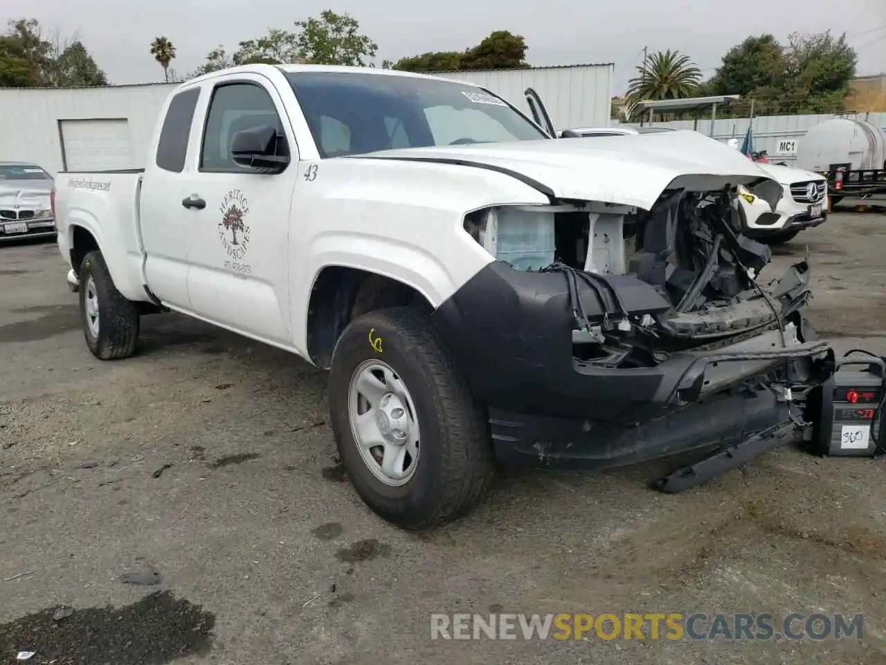 1 Photograph of a damaged car 5TFRX5GN1LX170168 TOYOTA TACOMA 2020