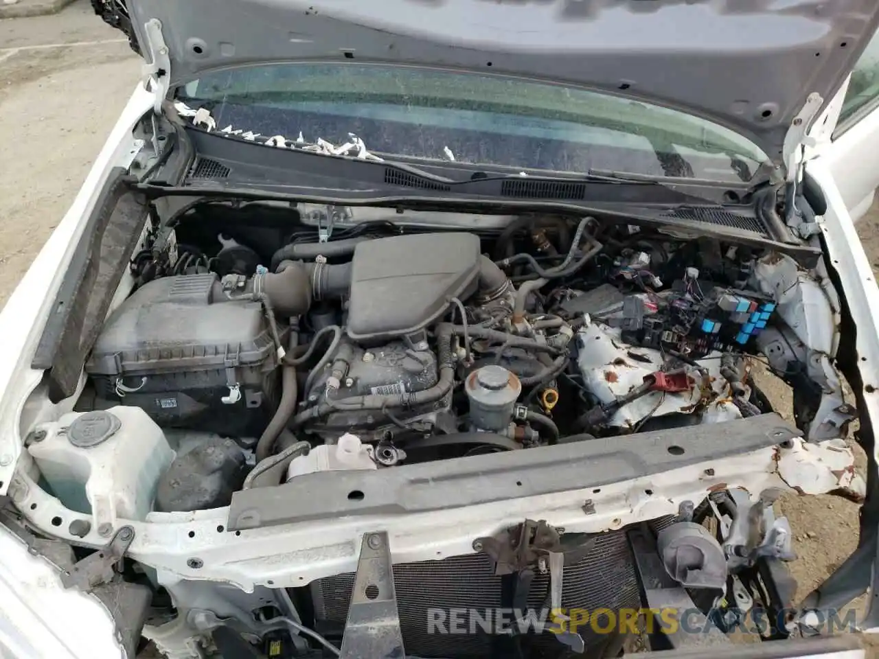 7 Photograph of a damaged car 5TFRX5GN2LX166372 TOYOTA TACOMA 2020