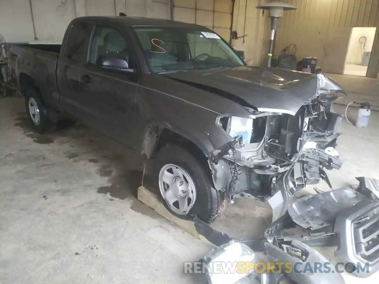 1 Photograph of a damaged car 5TFRX5GN2LX166467 TOYOTA TACOMA 2020