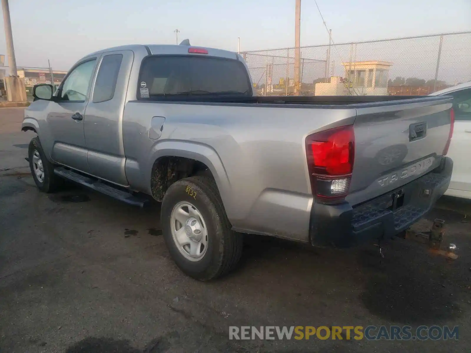 3 Photograph of a damaged car 5TFRX5GN2LX168137 TOYOTA TACOMA 2020