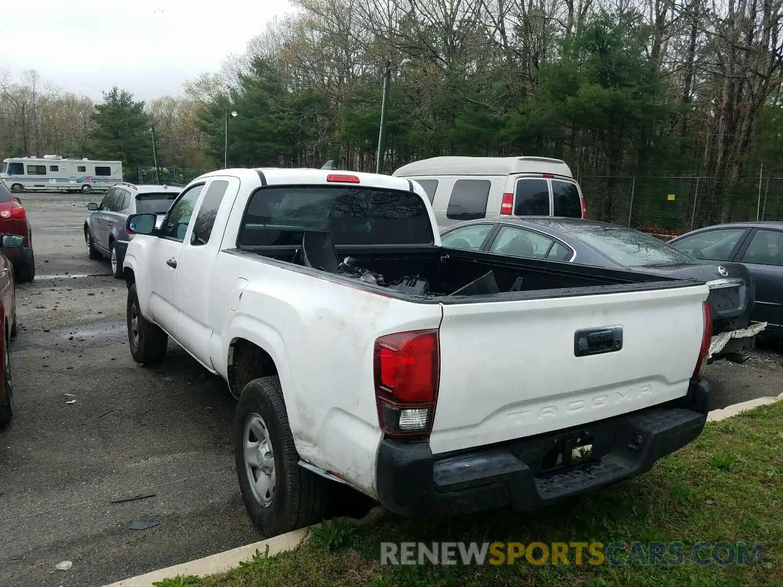 3 Photograph of a damaged car 5TFRX5GN2LX176397 TOYOTA TACOMA 2020