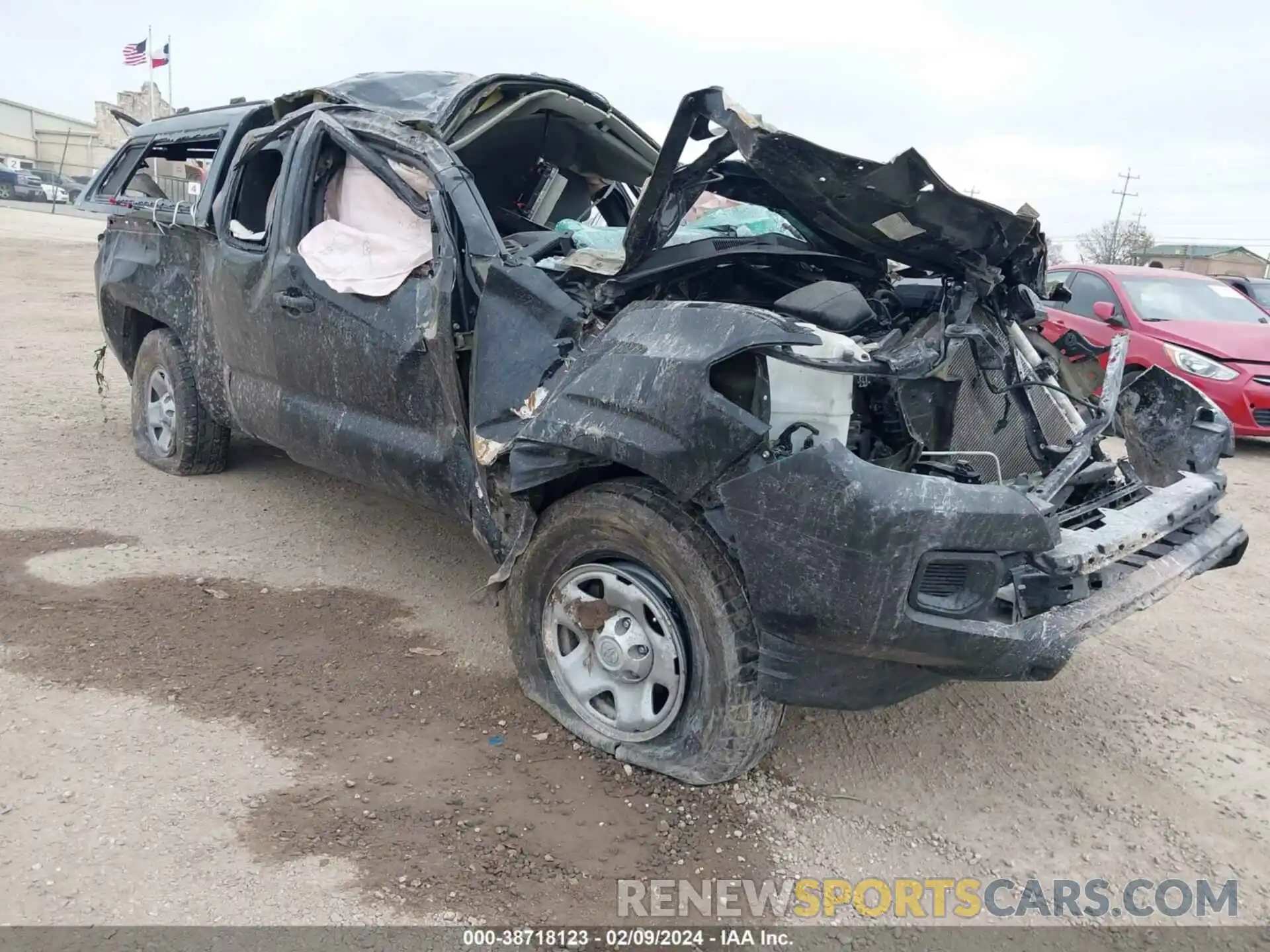 1 Photograph of a damaged car 5TFRX5GN3LX166722 TOYOTA TACOMA 2020