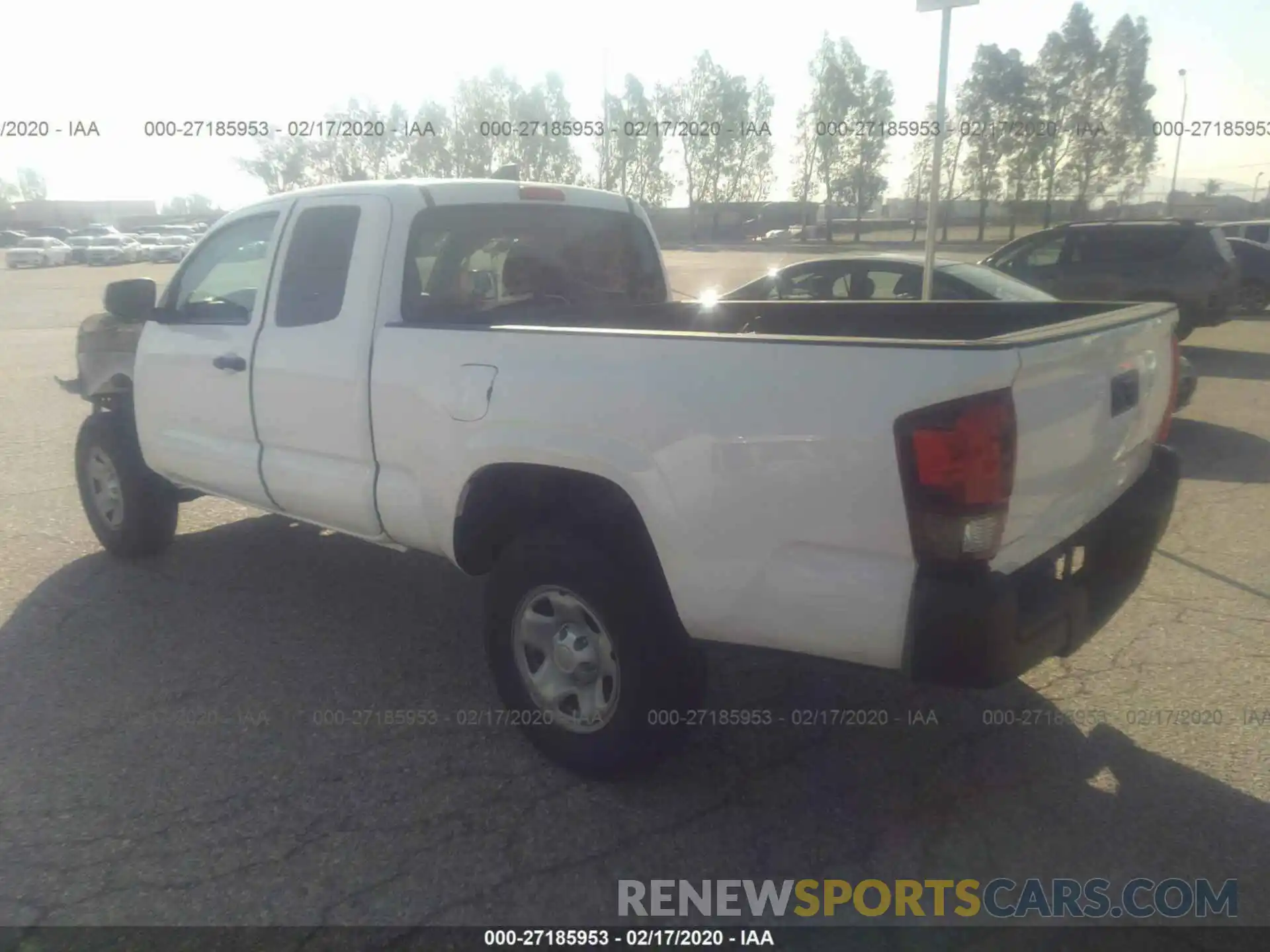 3 Фотография поврежденного автомобиля 5TFRX5GN3LX167806 TOYOTA TACOMA 2020