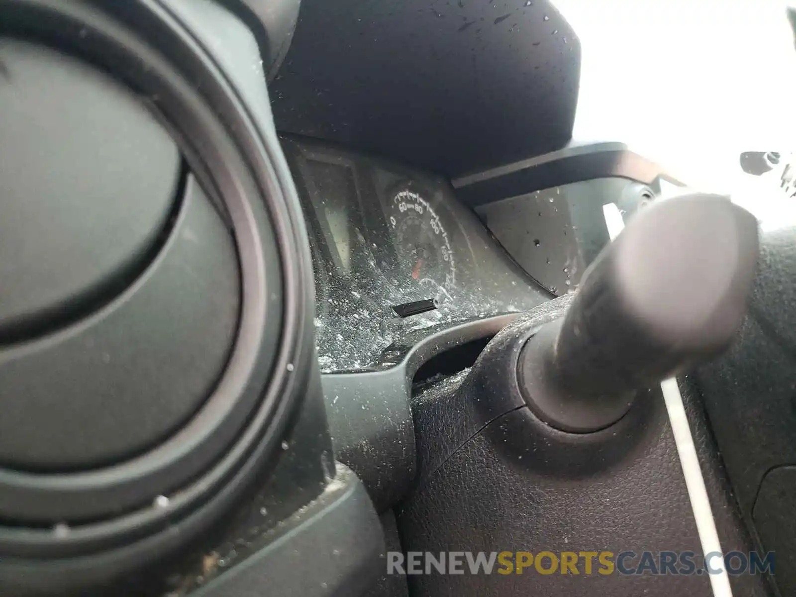 8 Photograph of a damaged car 5TFRX5GN3LX172035 TOYOTA TACOMA 2020