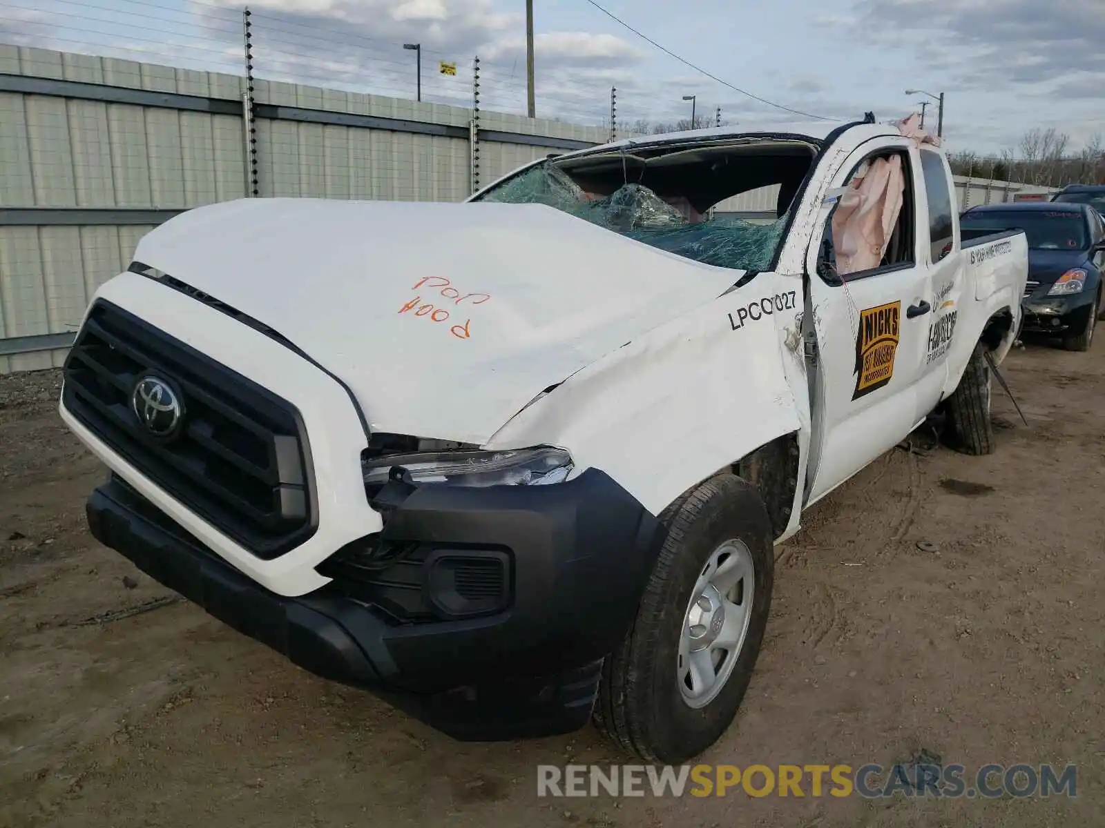 9 Photograph of a damaged car 5TFRX5GN3LX172035 TOYOTA TACOMA 2020