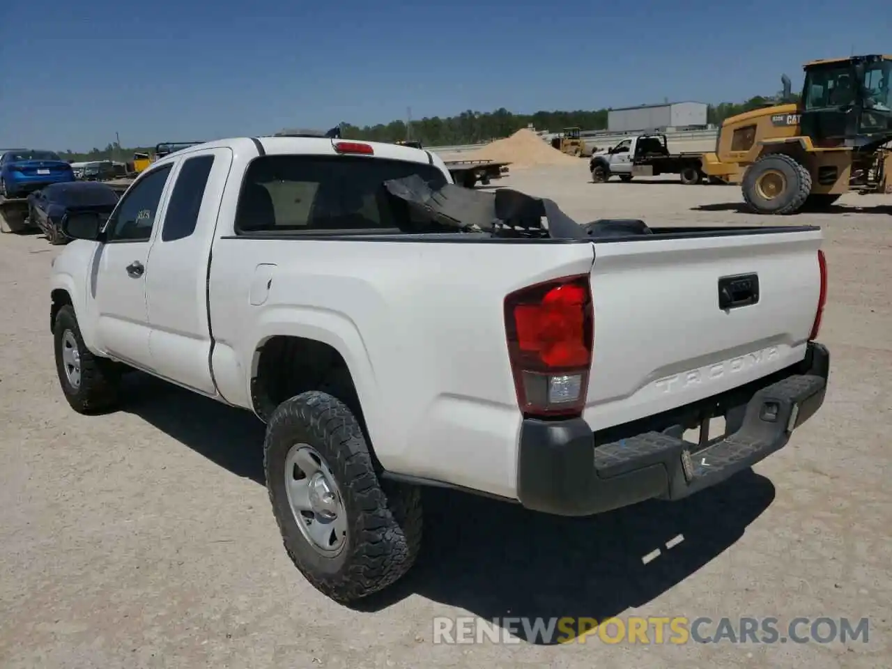 3 Photograph of a damaged car 5TFRX5GN4LX166552 TOYOTA TACOMA 2020