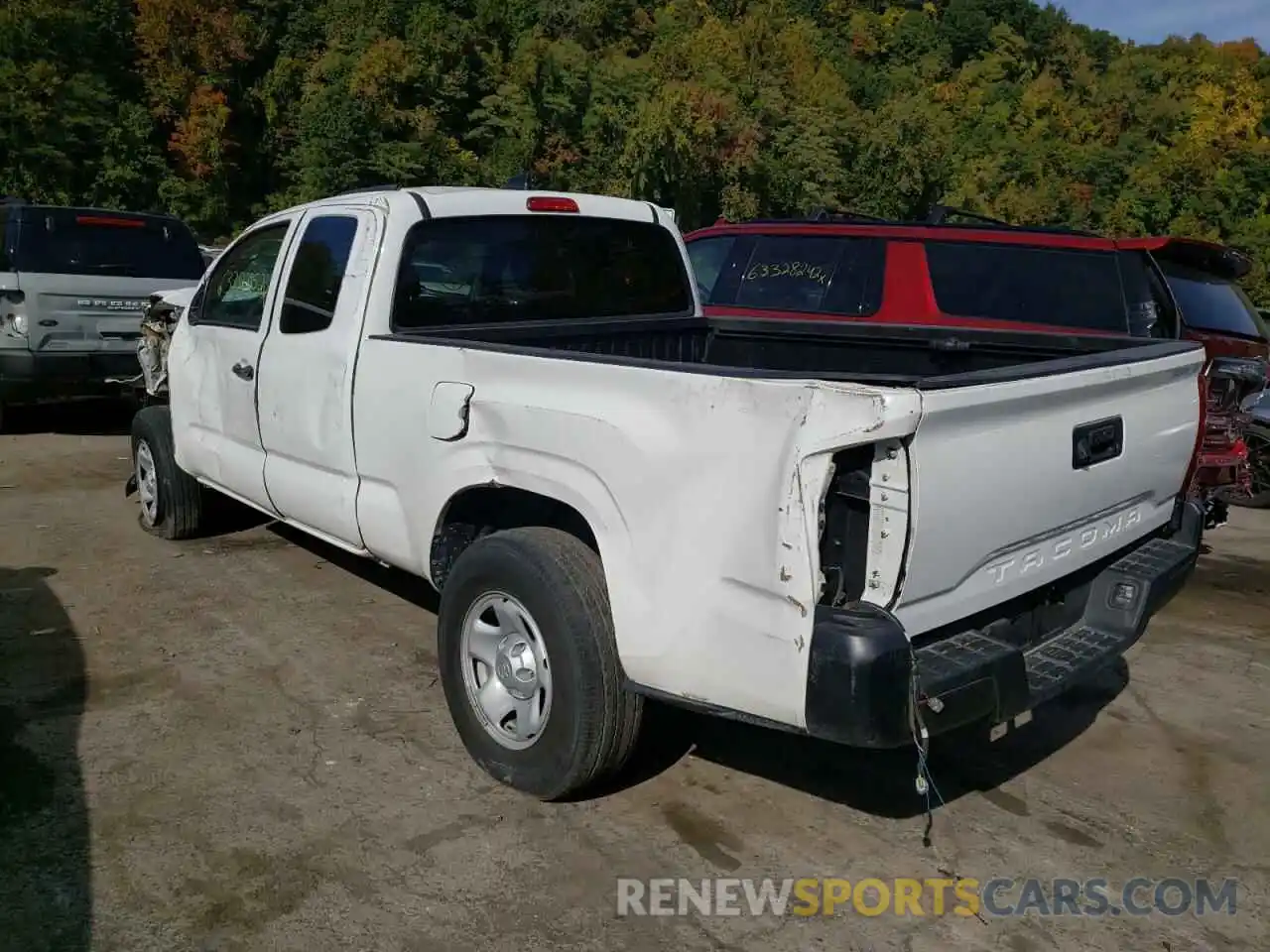 3 Photograph of a damaged car 5TFRX5GN4LX181648 TOYOTA TACOMA 2020