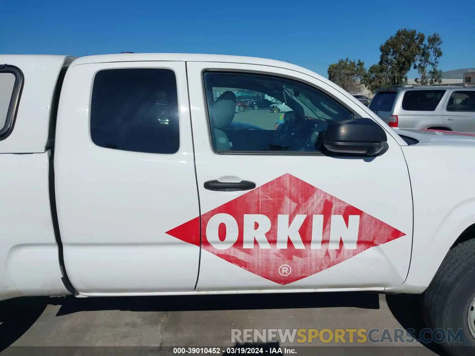 13 Photograph of a damaged car 5TFRX5GN6LX173082 TOYOTA TACOMA 2020