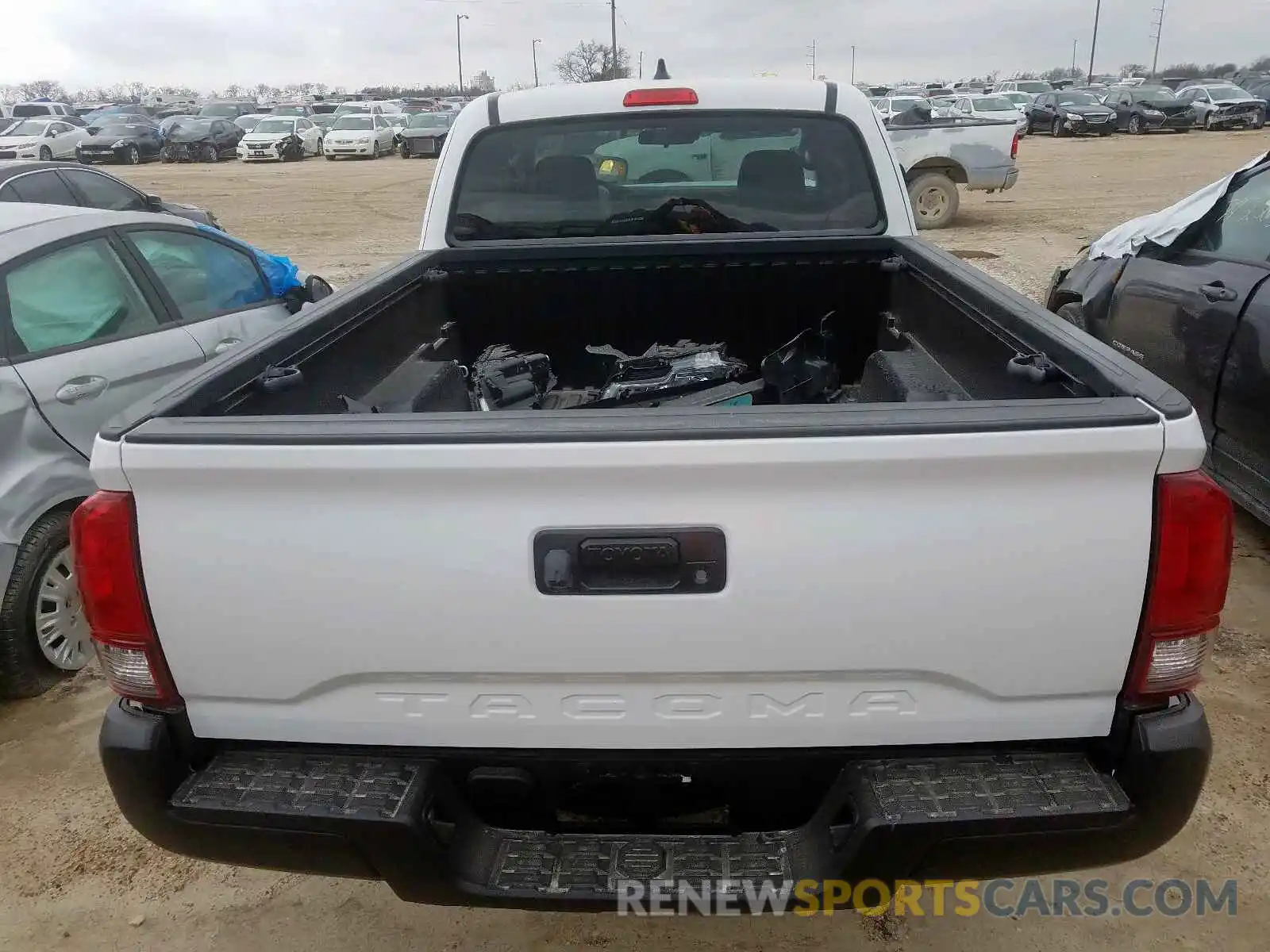 6 Photograph of a damaged car 5TFRX5GN7LX167484 TOYOTA TACOMA 2020