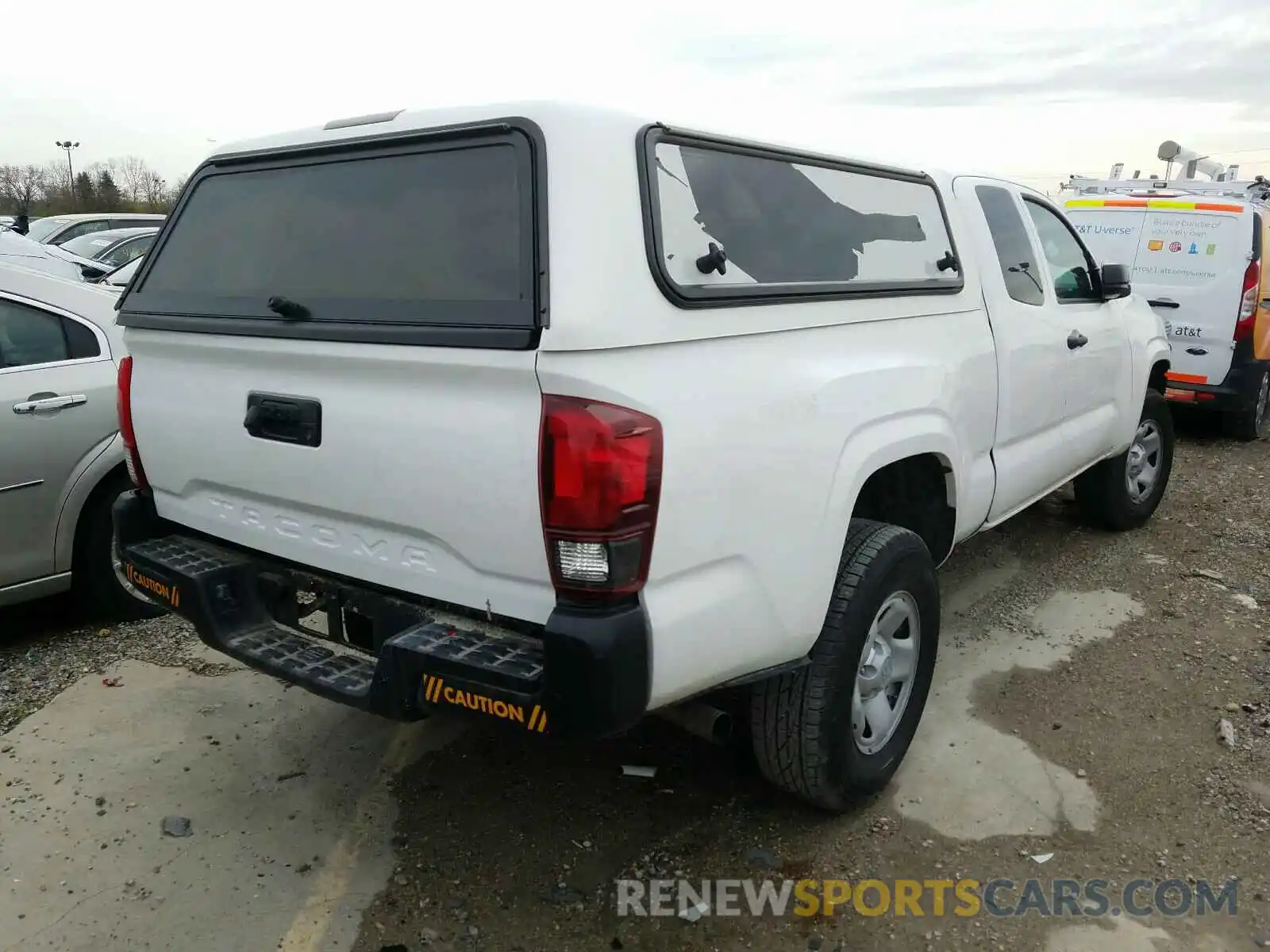 4 Photograph of a damaged car 5TFRX5GN7LX177965 TOYOTA TACOMA 2020