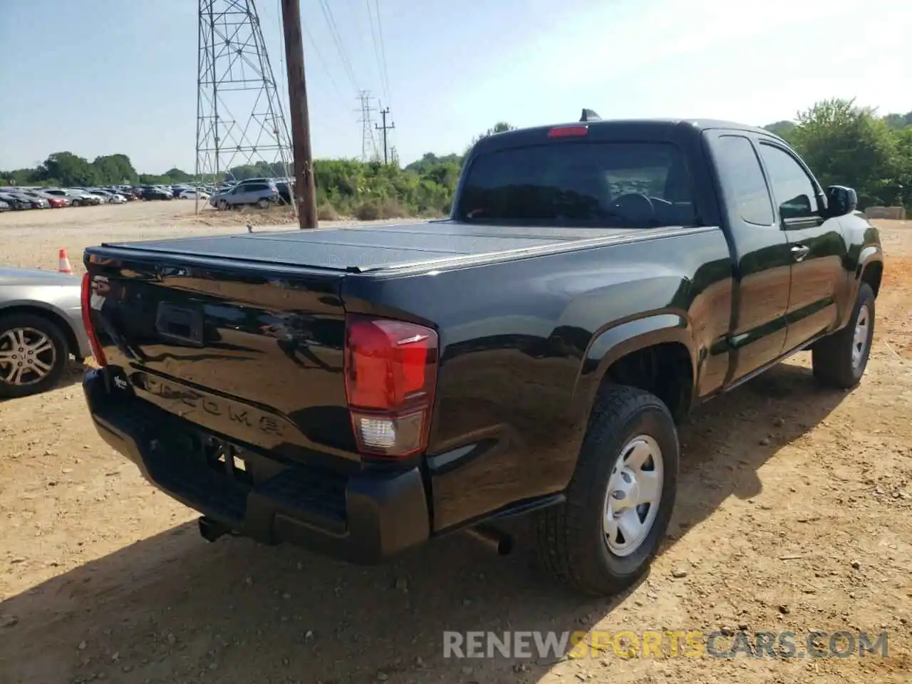 4 Photograph of a damaged car 5TFRX5GN8LX166442 TOYOTA TACOMA 2020