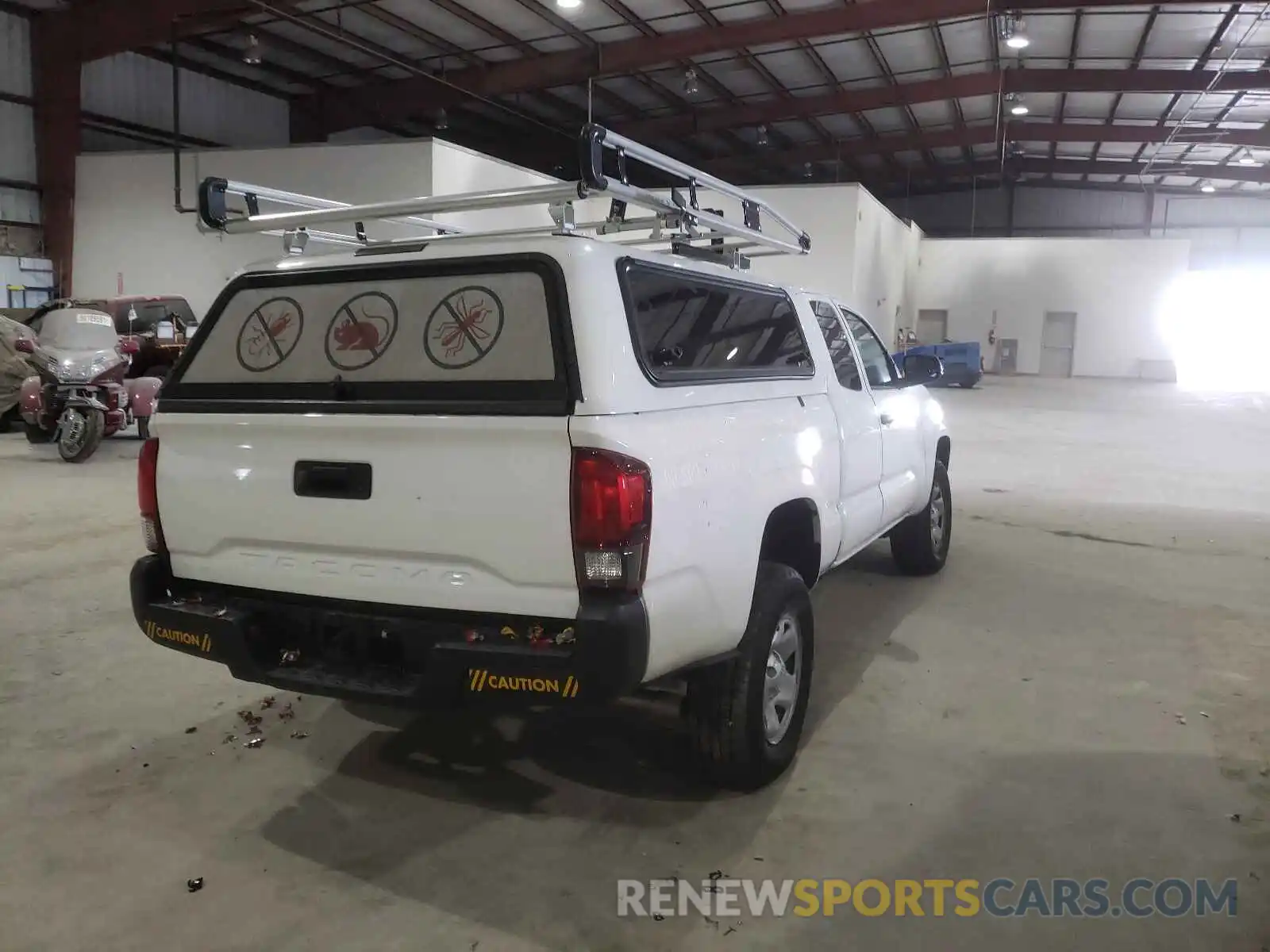 4 Photograph of a damaged car 5TFRX5GN8LX178705 TOYOTA TACOMA 2020