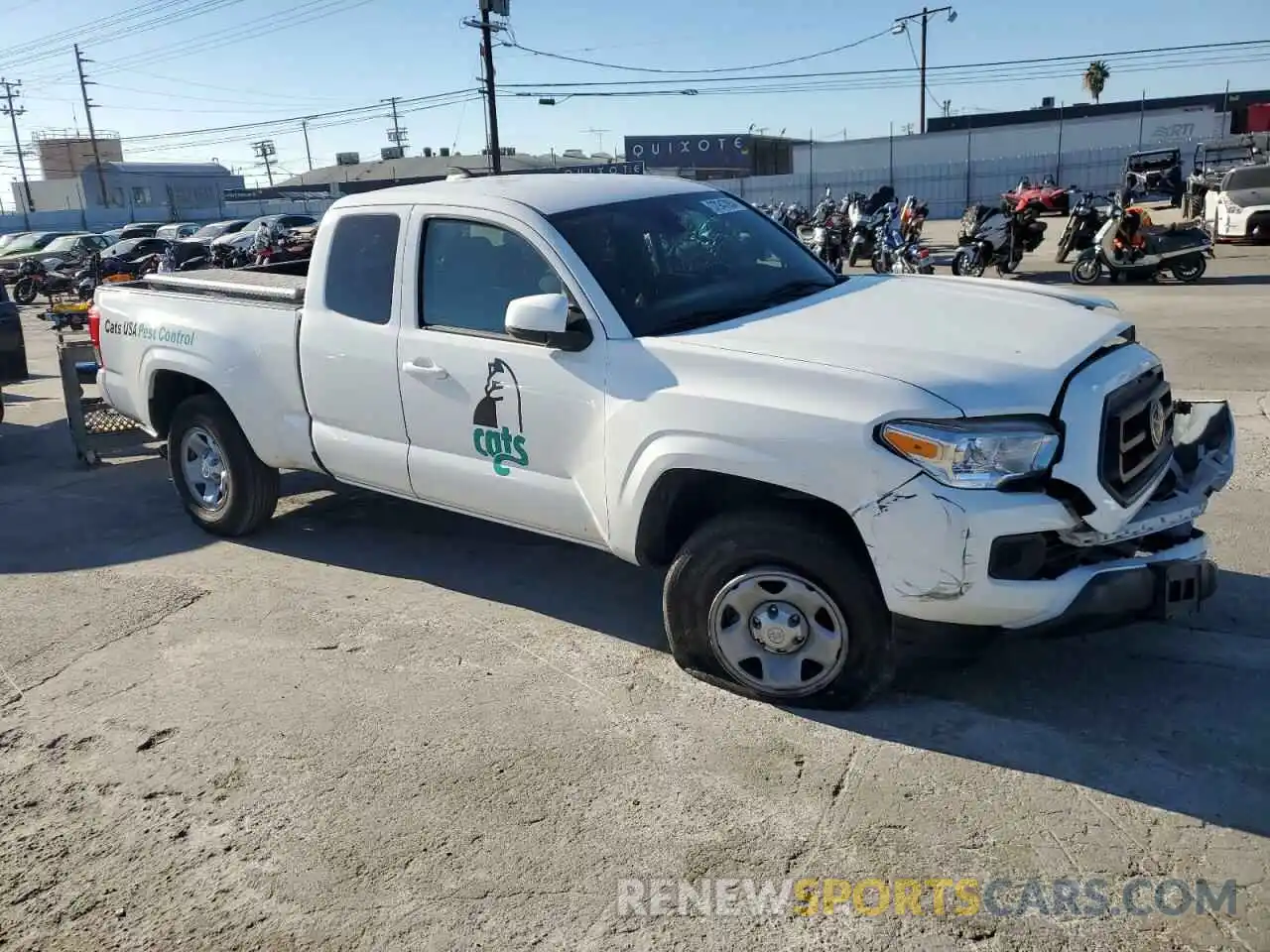 4 Photograph of a damaged car 5TFRX5GN9LX178261 TOYOTA TACOMA 2020