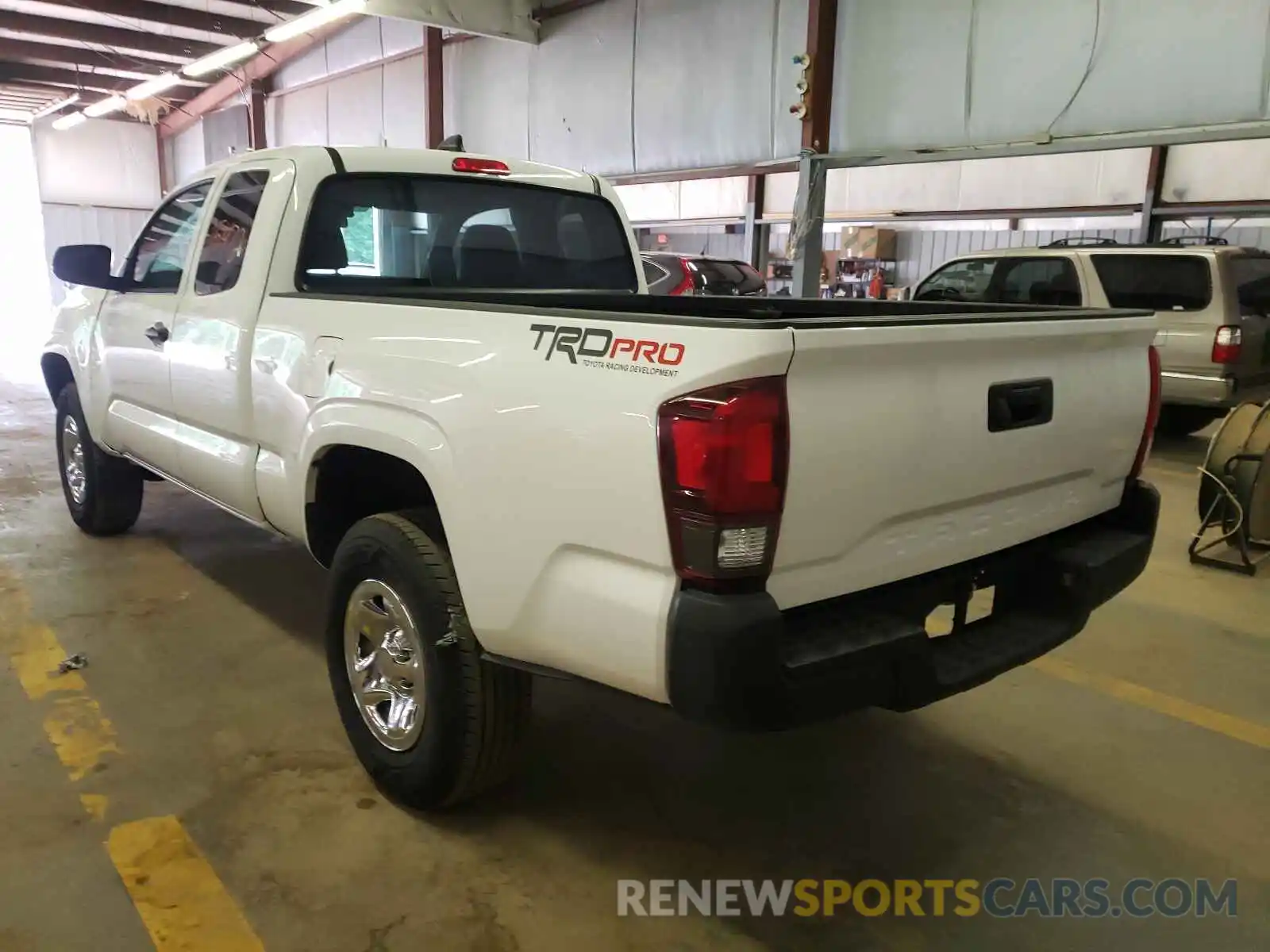 3 Photograph of a damaged car 5TFRX5GN9LX179779 TOYOTA TACOMA 2020