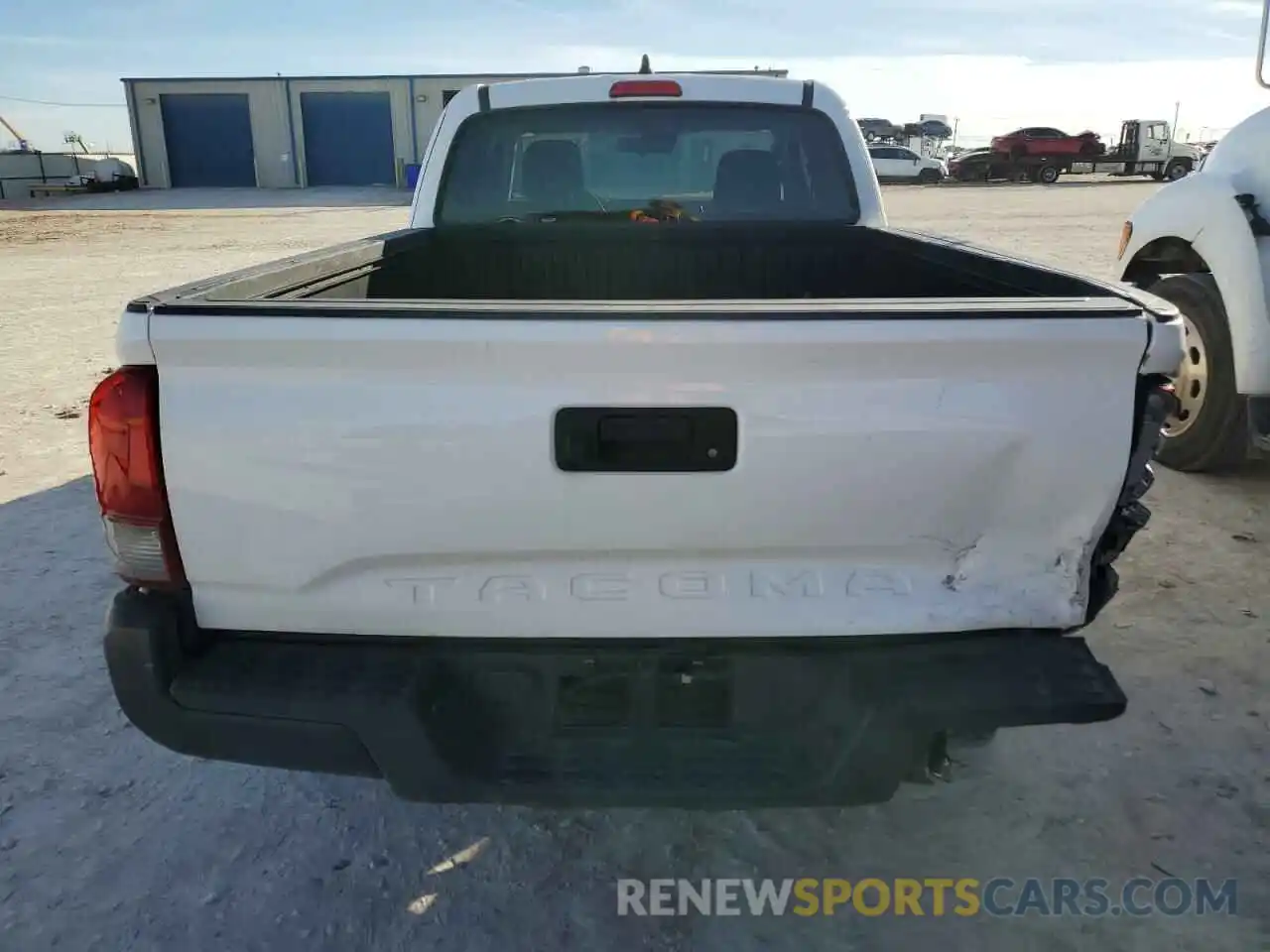 6 Photograph of a damaged car 5TFRX5GNXLX172498 TOYOTA TACOMA 2020