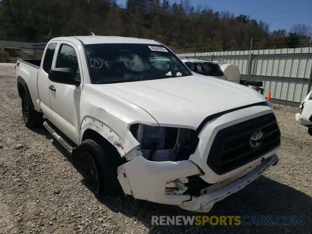 1 Photograph of a damaged car 5TFRX5GNXLX176910 TOYOTA TACOMA 2020