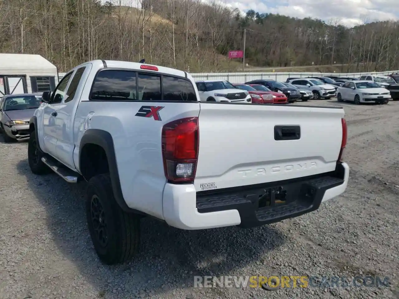 3 Photograph of a damaged car 5TFRX5GNXLX176910 TOYOTA TACOMA 2020