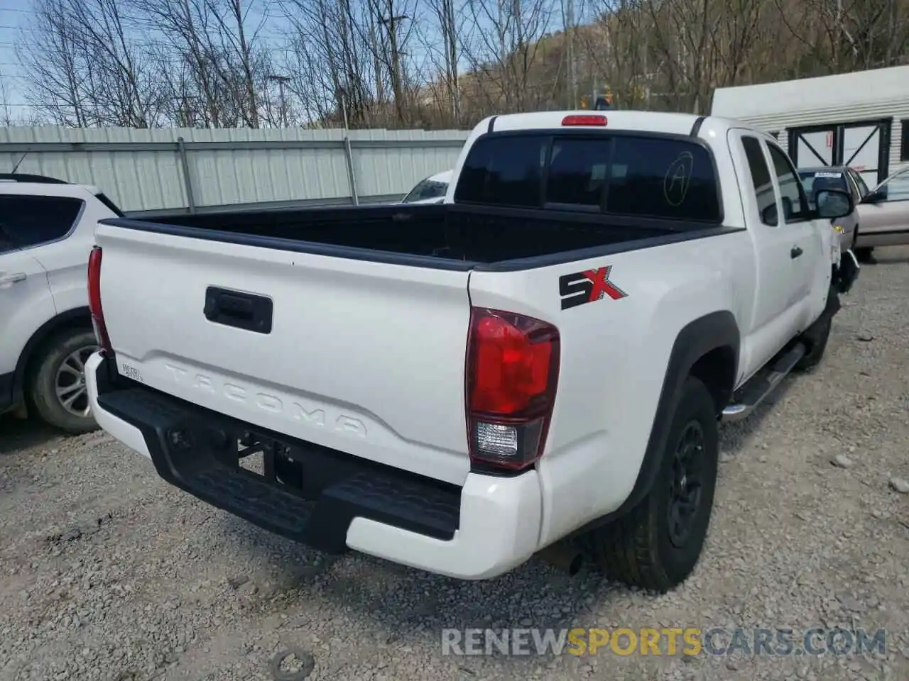 4 Photograph of a damaged car 5TFRX5GNXLX176910 TOYOTA TACOMA 2020