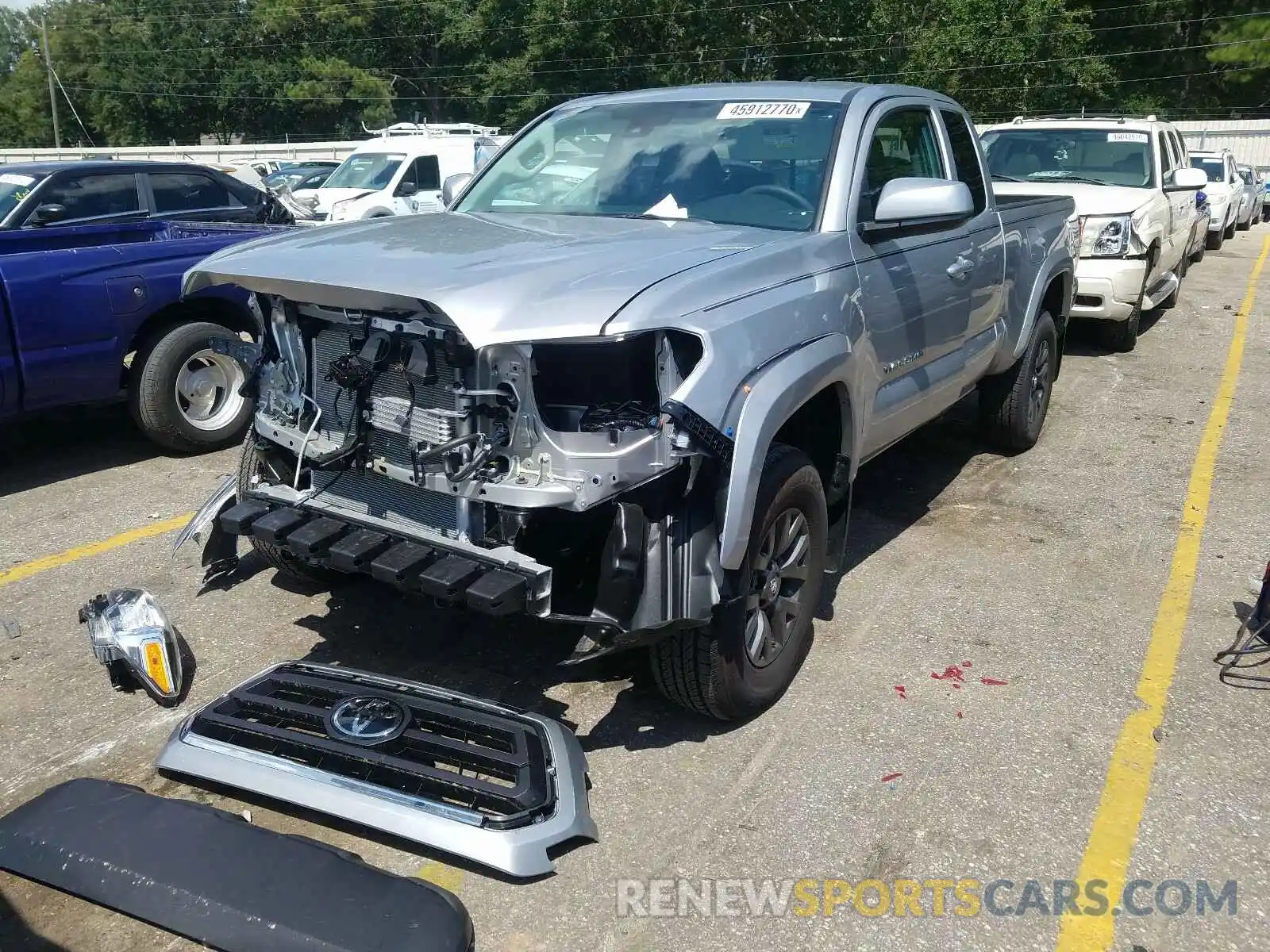 2 Photograph of a damaged car 5TFRZ5CN2LX090877 TOYOTA TACOMA 2020