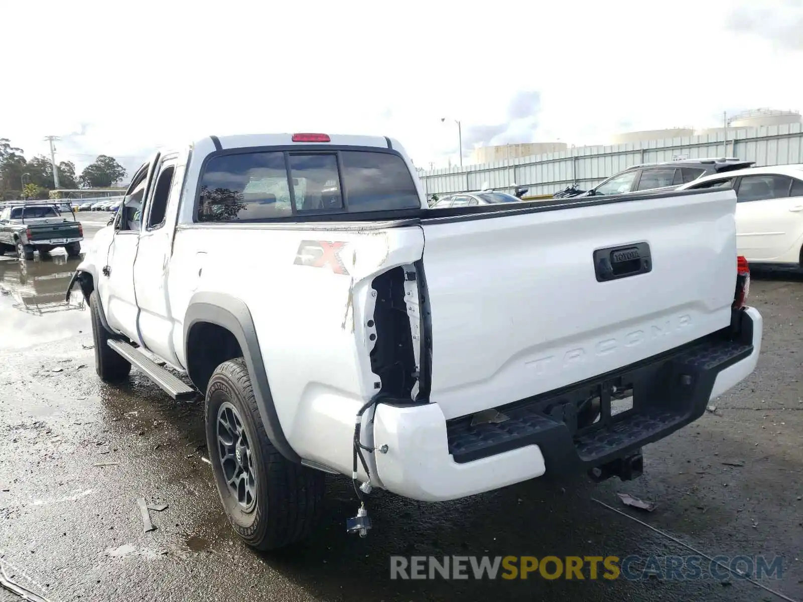 3 Фотография поврежденного автомобиля 5TFRZ5CN5LX089691 TOYOTA TACOMA 2020