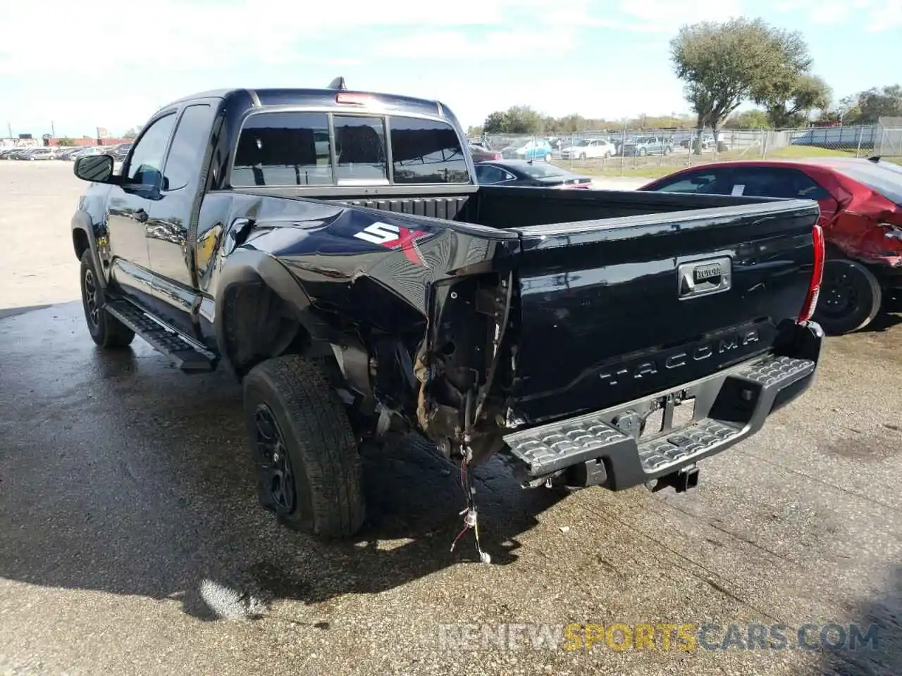 3 Photograph of a damaged car 5TFRZ5CN7LX089563 TOYOTA TACOMA 2020