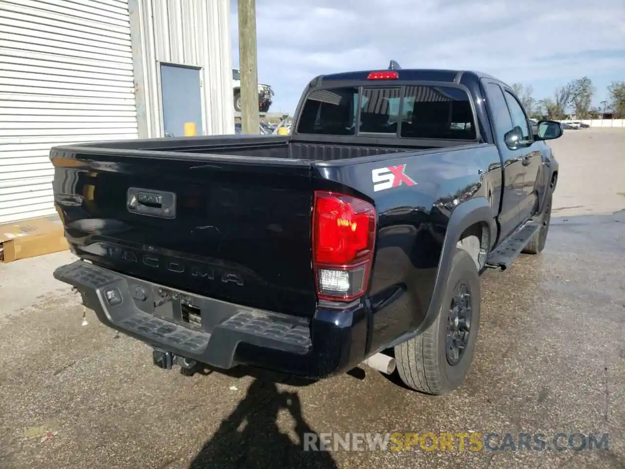 4 Photograph of a damaged car 5TFRZ5CN7LX089563 TOYOTA TACOMA 2020