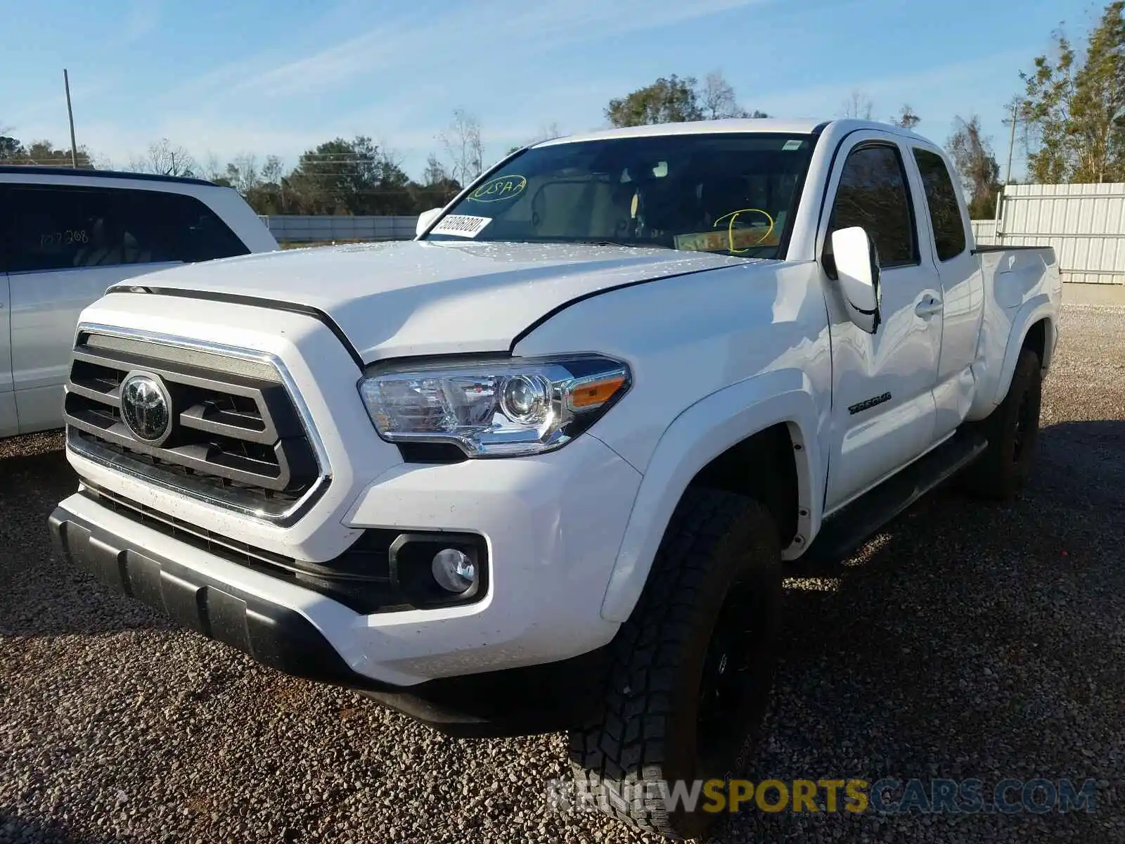 2 Photograph of a damaged car 5TFRZ5CN8LX088101 TOYOTA TACOMA 2020