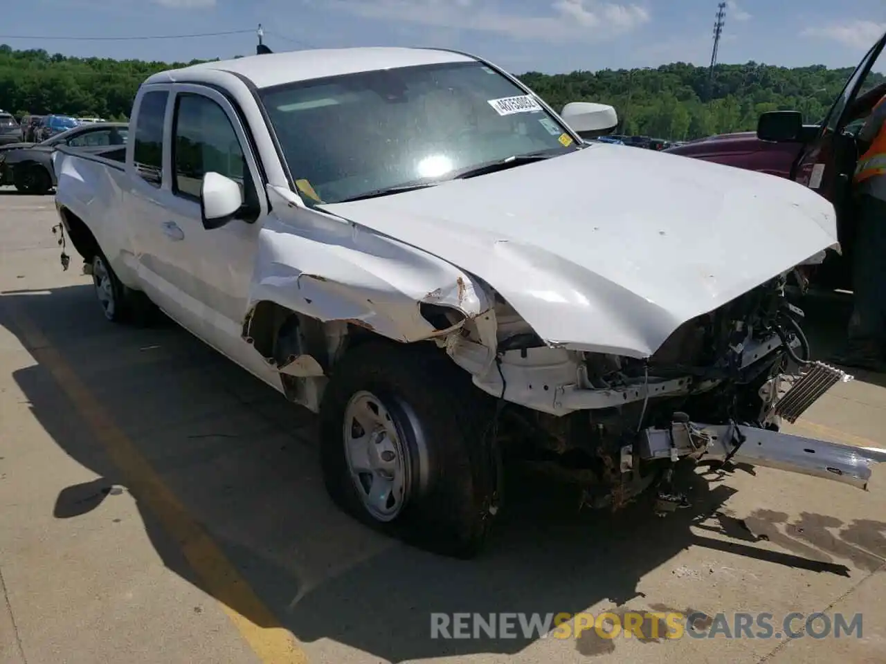 1 Photograph of a damaged car 5TFRZ5CN8LX090284 TOYOTA TACOMA 2020