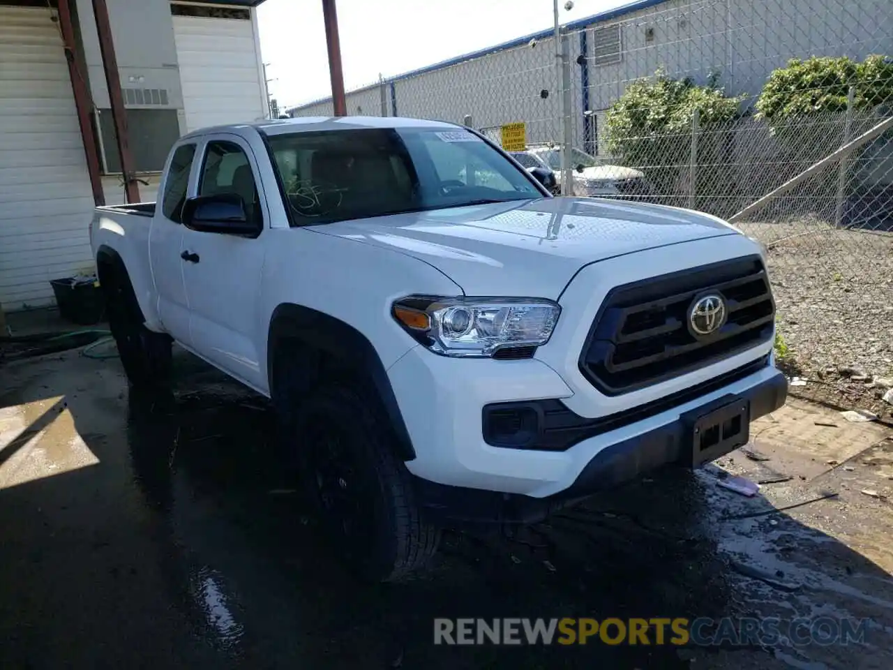 1 Photograph of a damaged car 5TFSX5EN0LX072706 TOYOTA TACOMA 2020