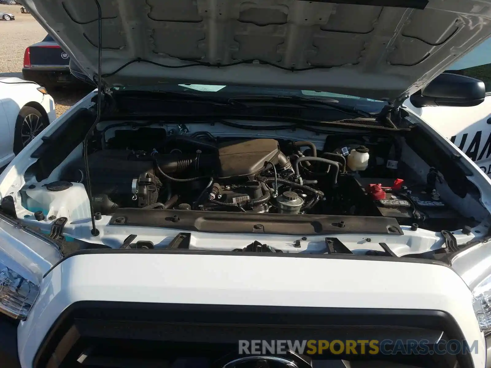 7 Photograph of a damaged car 5TFSX5EN1LX073007 TOYOTA TACOMA 2020