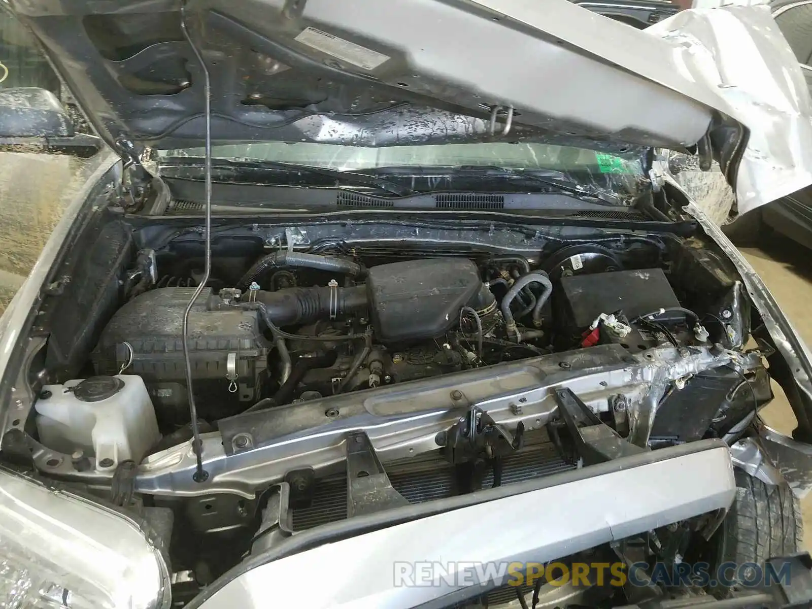 7 Photograph of a damaged car 5TFSX5EN4LX071736 TOYOTA TACOMA 2020