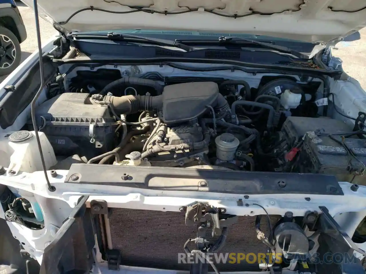 11 Photograph of a damaged car 5TFSX5EN6LX071303 TOYOTA TACOMA 2020