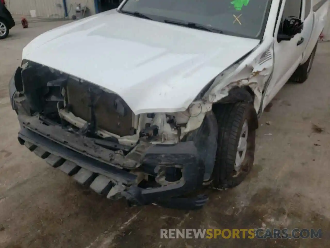 9 Photograph of a damaged car 5TFSX5EN8LX073005 TOYOTA TACOMA 2020