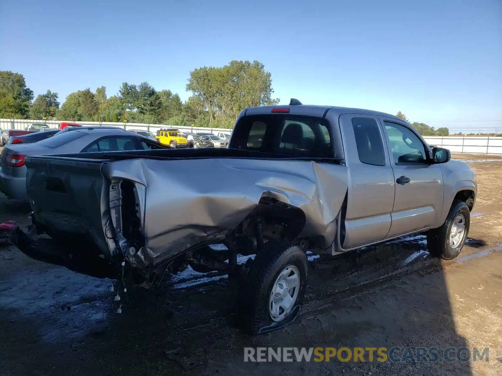 4 Photograph of a damaged car 5TFSX5EN9LX072879 TOYOTA TACOMA 2020