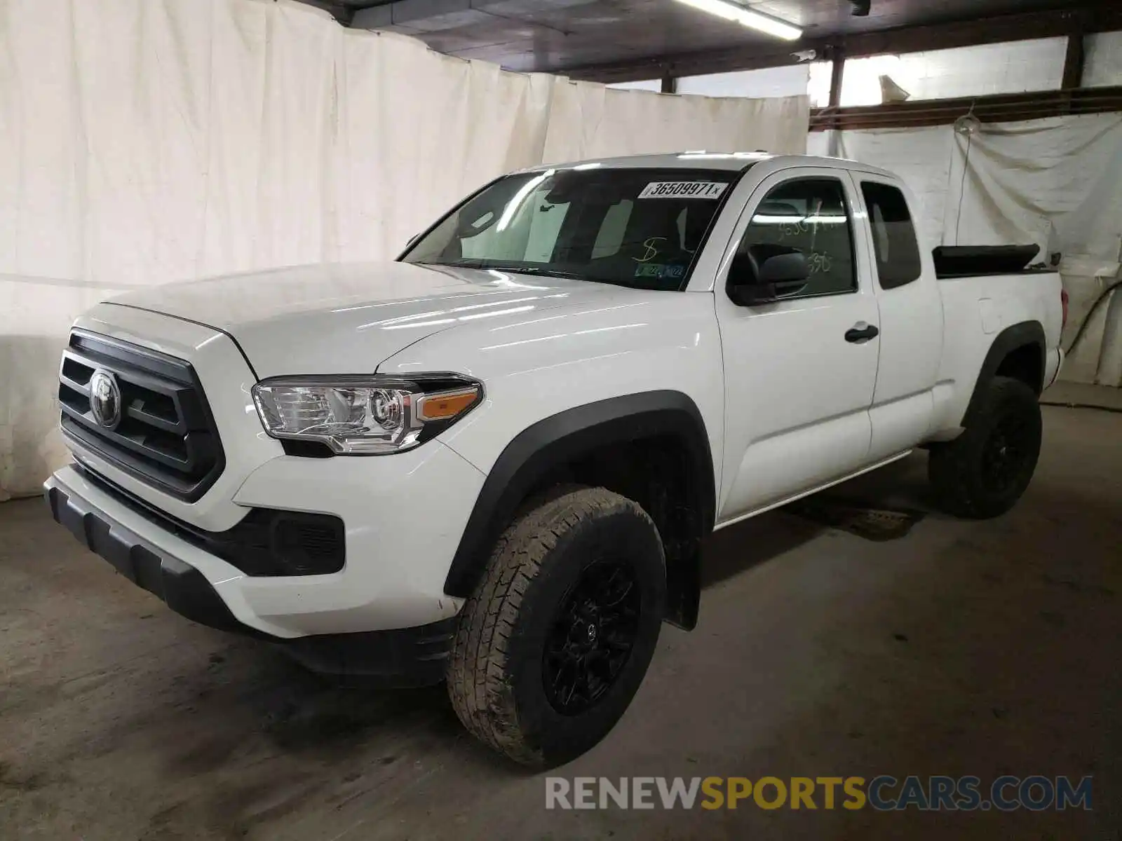 2 Photograph of a damaged car 5TFSX5ENXLX072647 TOYOTA TACOMA 2020