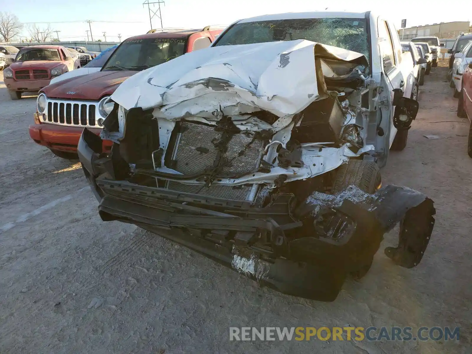 9 Photograph of a damaged car 5TFSX5ENXLX072874 TOYOTA TACOMA 2020