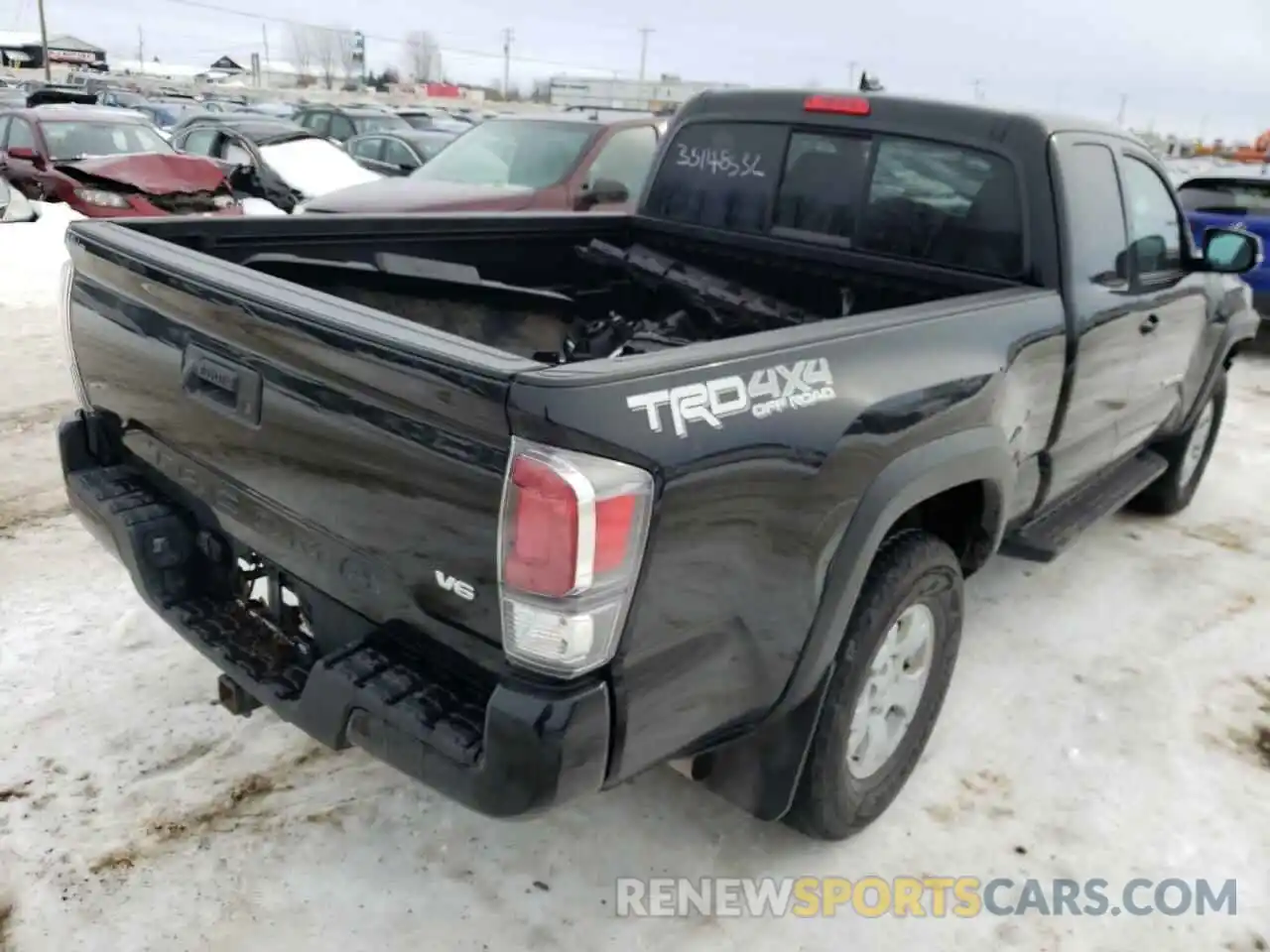 4 Photograph of a damaged car 5TFSZ5AN0LX212754 TOYOTA TACOMA 2020